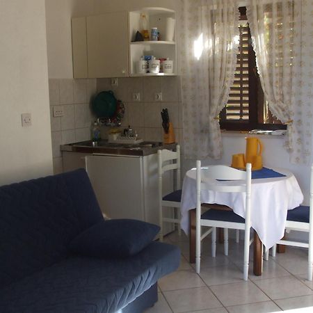Apartments Marina Supetar Kültér fotó